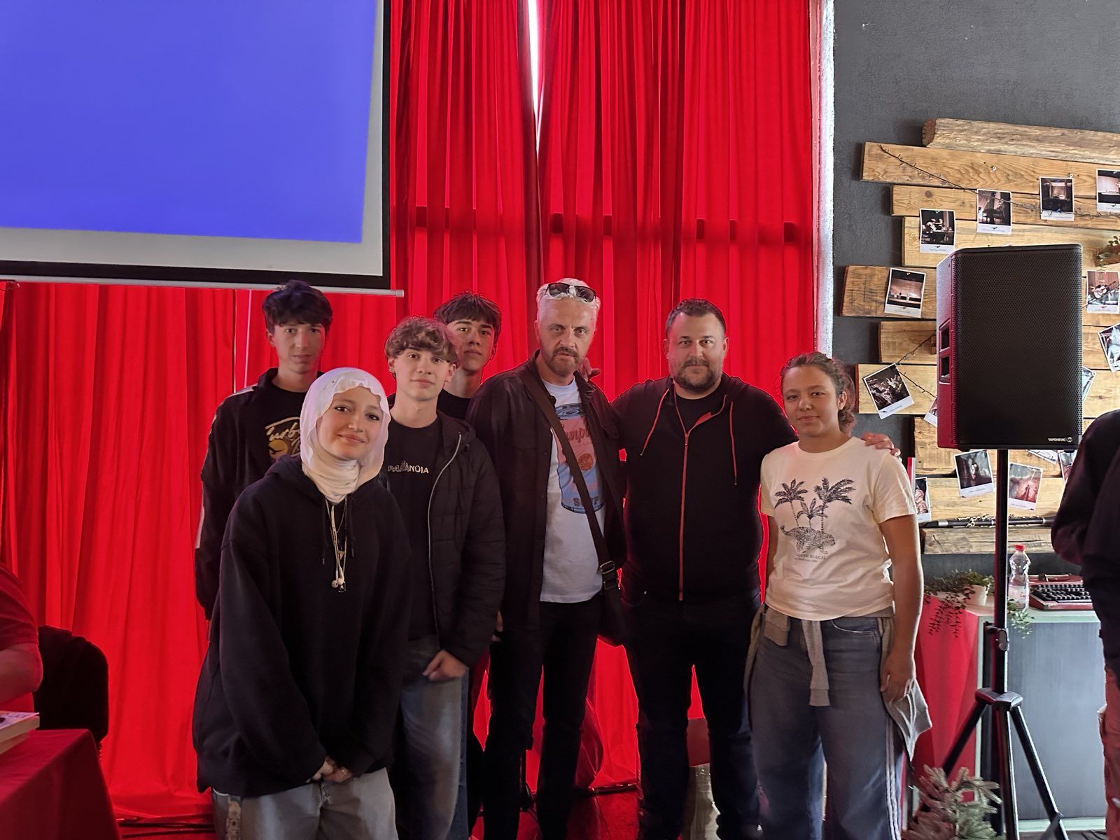 KOGNITIVNI RAZVOJ I SOCIJALNA INTERAKCIJA U DINAMIČNOM OKRUŽENJU