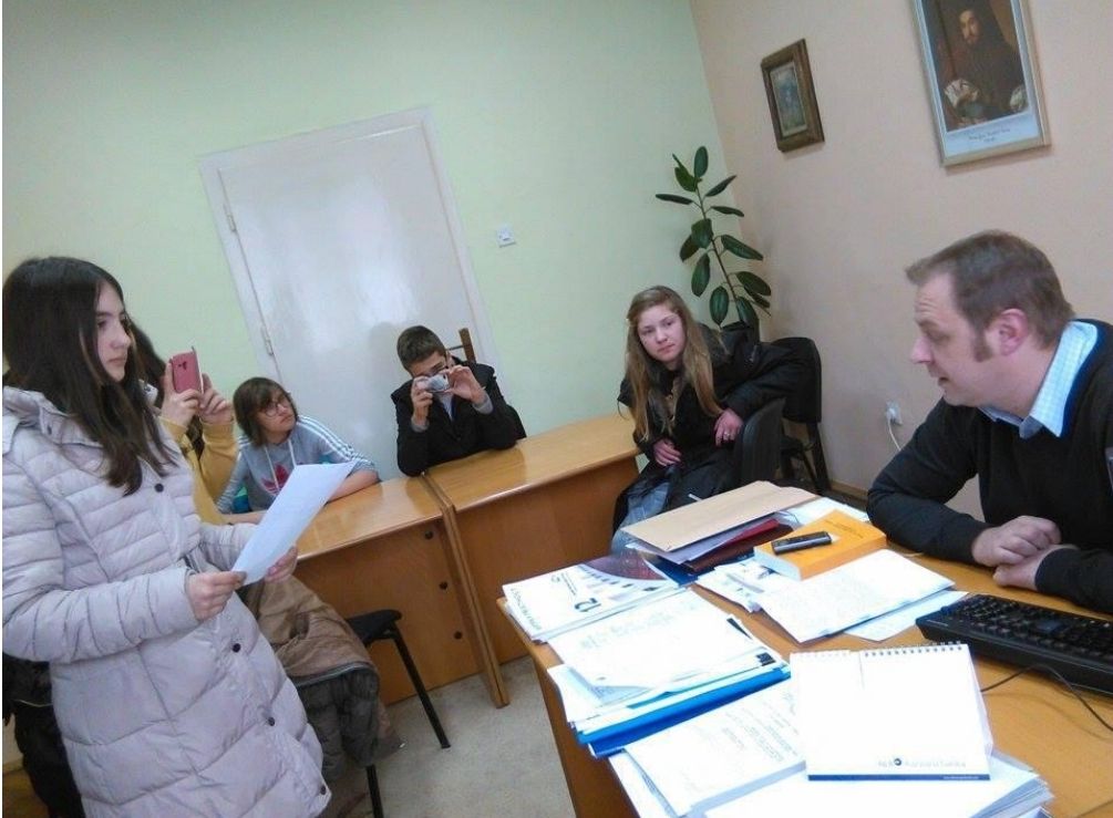 "Dječiji dnevnik ,unapređenje novinarskih kompetencija kroz literarnu sekciju s ciljem  razvijanja medijske pismenosti"